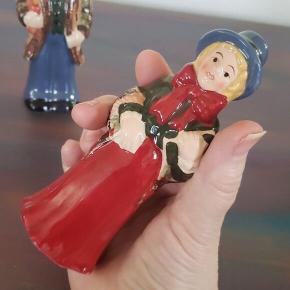 Caroling Couple Porcelain Salt and Pepper Shakers - Picture 5 of 12